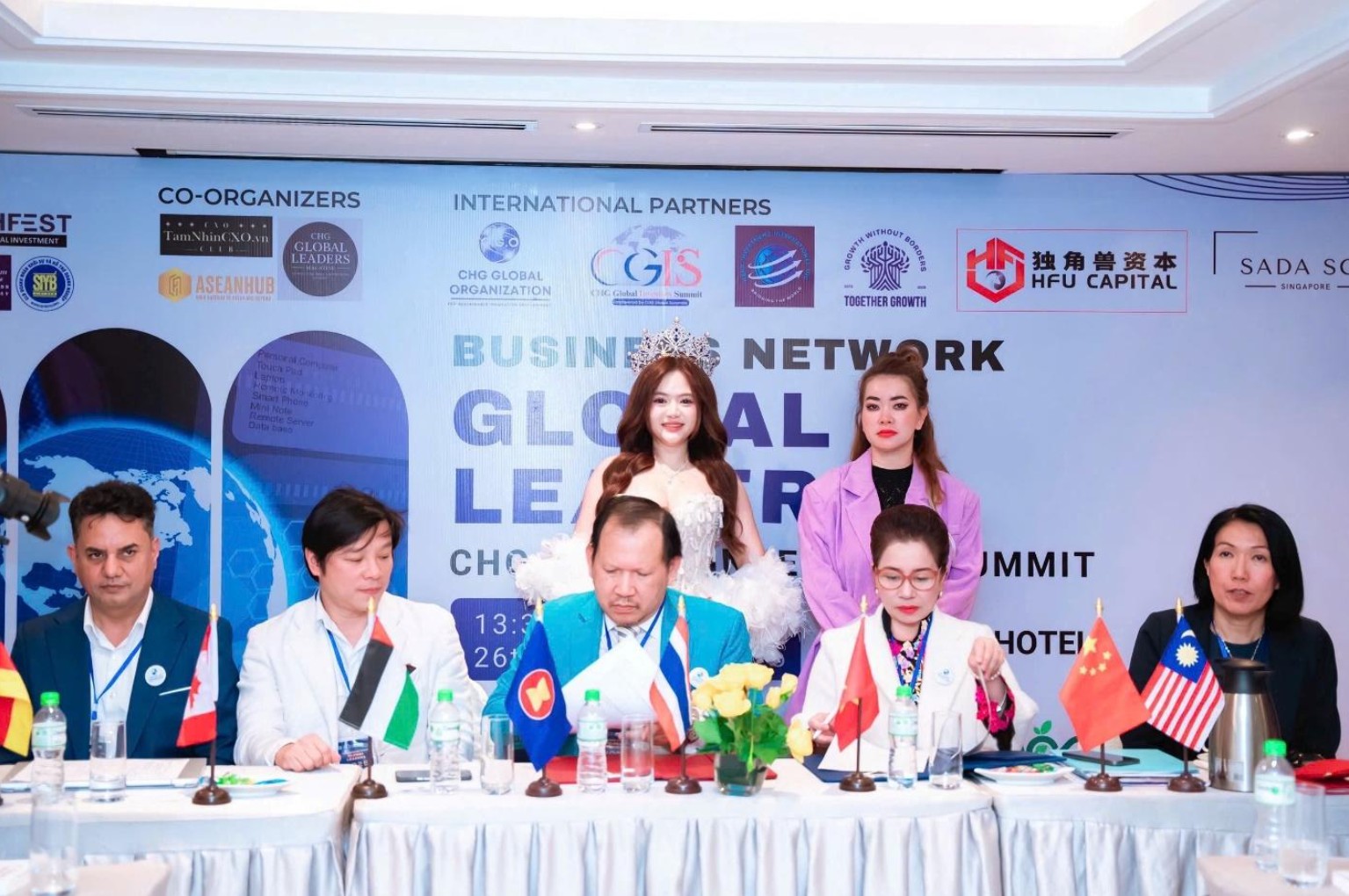 Phỏng vấn Hoa hậu Nhân ái Michelle Thuỷ Nguyễn: Cầu nối tri thức lan tỏa tinh thần kết nối toàn cầu tại Business Network Global Leaders 2025